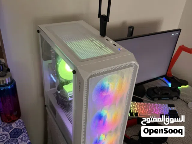 كمبيوتر للبيع بسعر حرق مع كلمل مرفقاتو