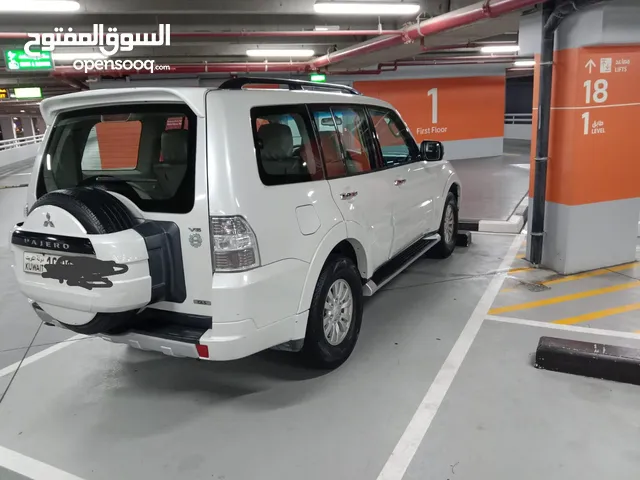Mitsubishi Pajero 2012 in Kuwait City