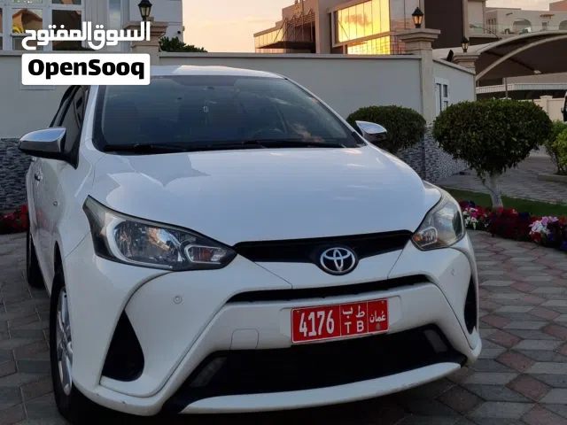 تويوتا يارس للإيجار مسقط