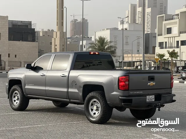Used Chevrolet Silverado in Mubarak Al-Kabeer