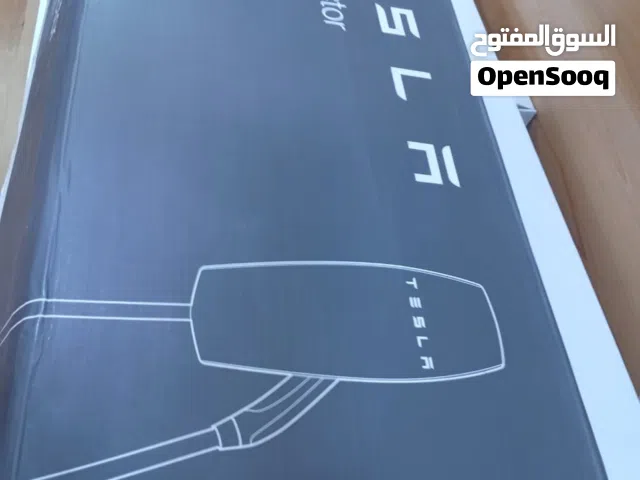 يوجد شواحن تسلا اصلي شركة جديد