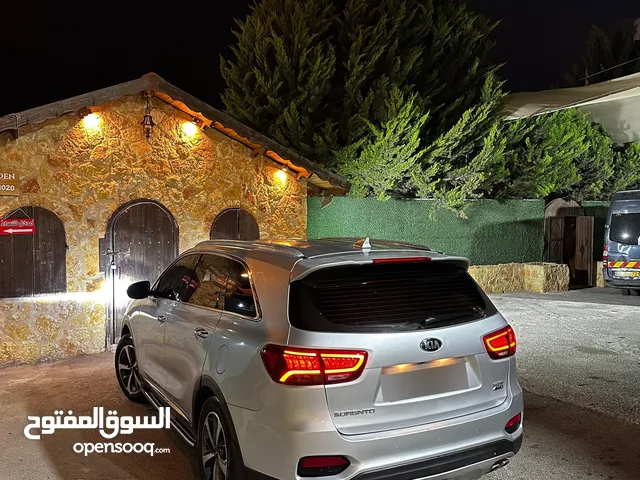Used Kia Sorento in Hebron