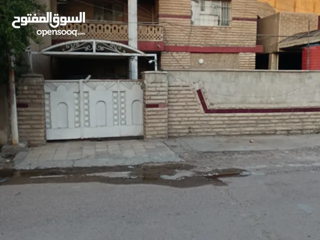 200m2 5 Bedrooms Townhouse for Sale in Baghdad Dora
