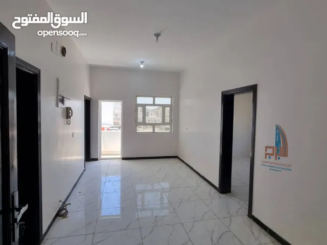 180 m2 4 Bedrooms Apartments for Sale in Sana'a Bayt Baws