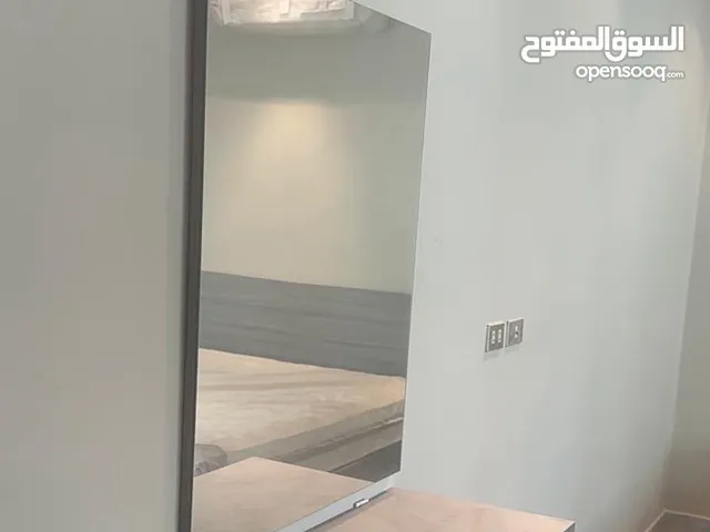 تسريحة مع مرايا