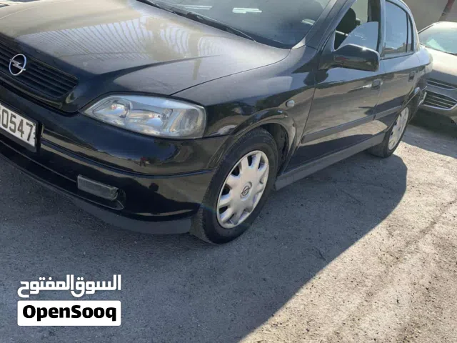 2001 أوبل استرا Design