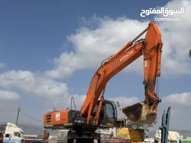 حفار للإيجار هيتاشي 350 موديل 2016