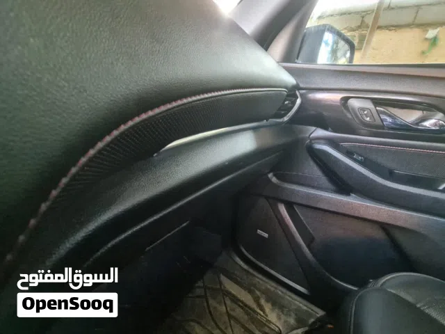 ترافس 2023 للبيع بلاك توب