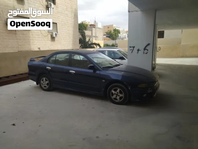 2005 Mitsubishi Galant Standard