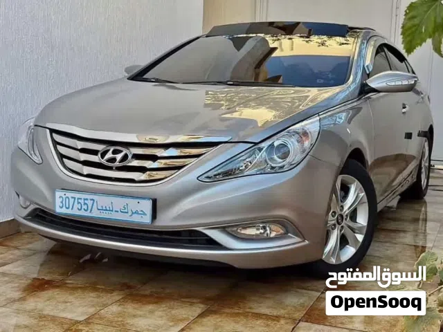 2012 هيونداي سوناتا SE