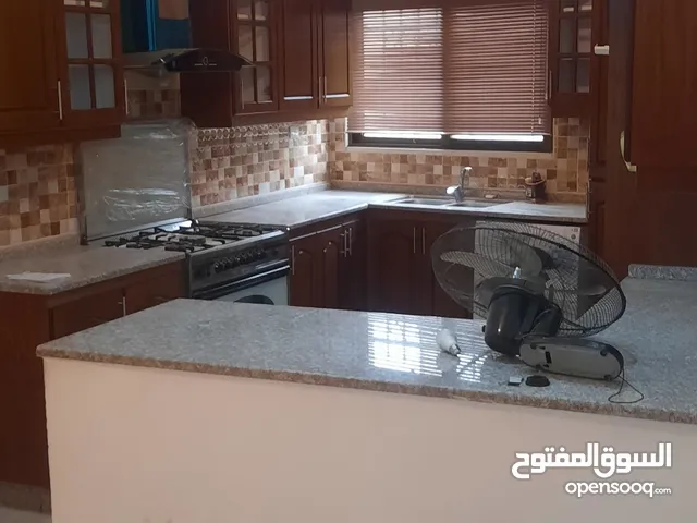 130 m2 3 Bedrooms Apartments for Sale in Amman Marka Al Shamaliya