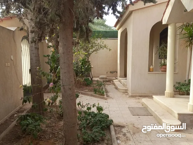 270 m2 4 Bedrooms Villa for Sale in Tripoli Tareeq Al-Mashtal