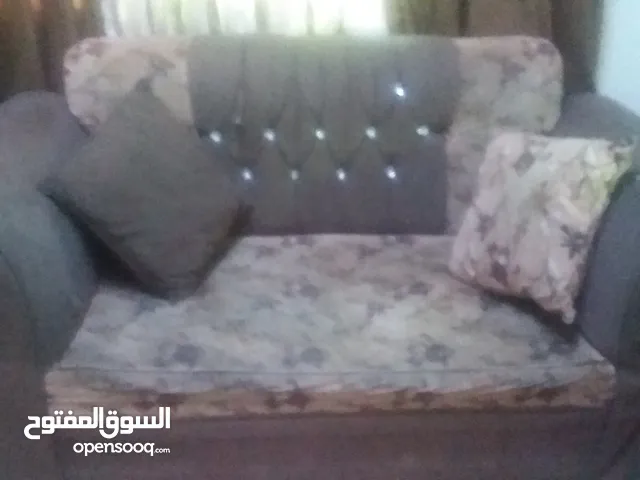 كنب متسعمل