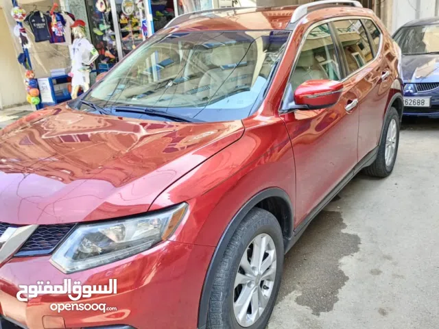nissan rogue sv full options model 2016  جيب نيسان للبيع