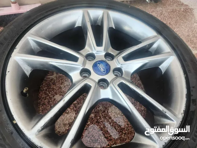 4 جنط 19 تيتانيوم نظيف للبيع اربع فردات بسعر مغري