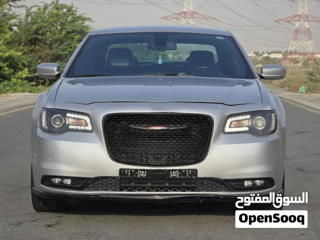 2022 كرايسلر 300 300S V6