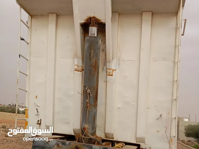 عرباية تريلا 2008 حالة جيدة جداً بسعر مغري ثلاث محاور ‏‪