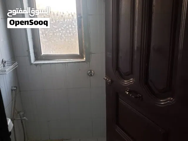 300 m2 More than 6 bedrooms Apartments for Rent in Sana'a Haddah