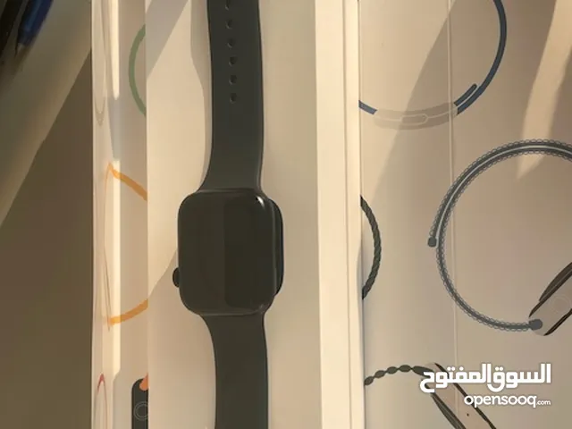 ساعة ابل الاصدار الثامن  apple watch s8