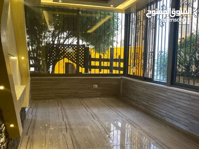 شقه طابق ارضي للبيع البنيات خلف جامعة البترا