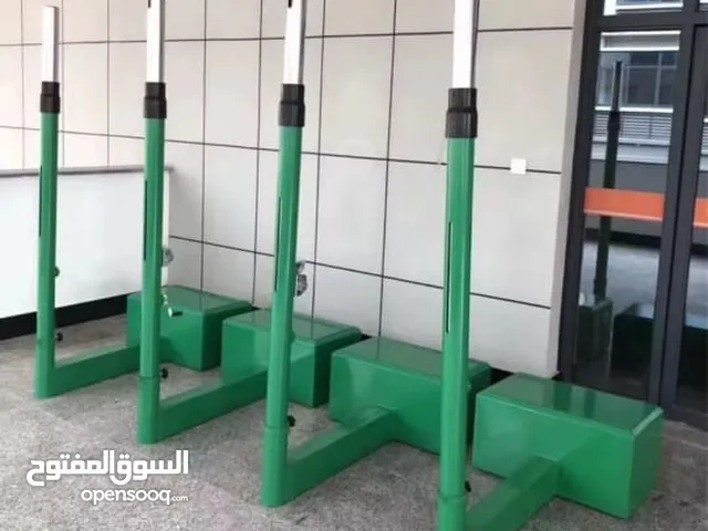 قوائم مع شبك طائره