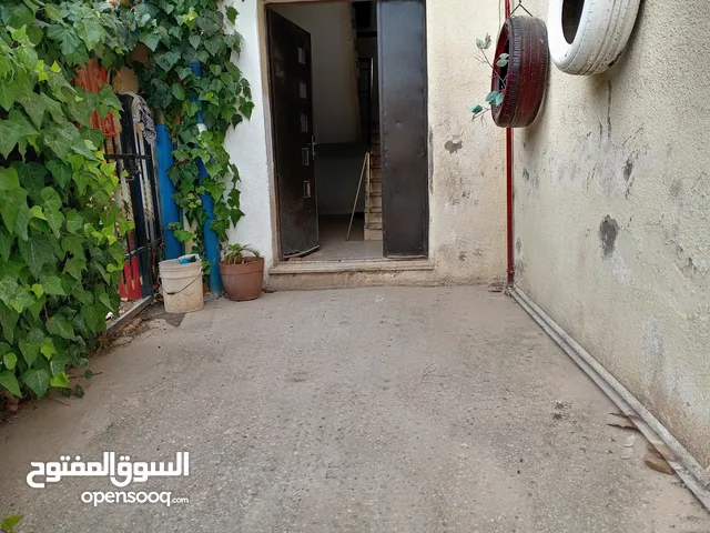 120 m2 3 Bedrooms Apartments for Sale in Irbid Daheit Al Hussain