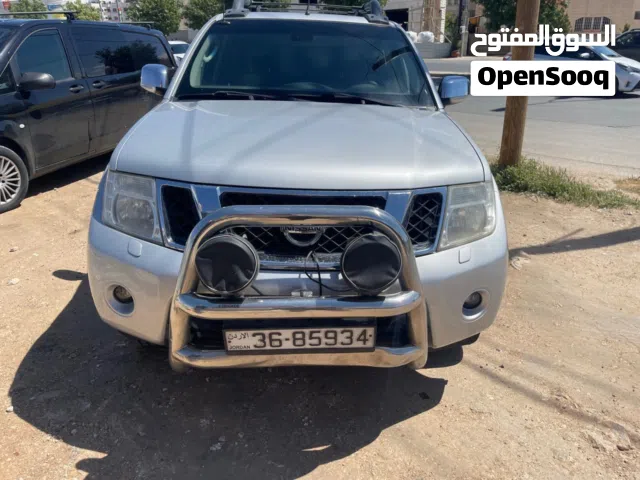 2014 Nissan Navara LE