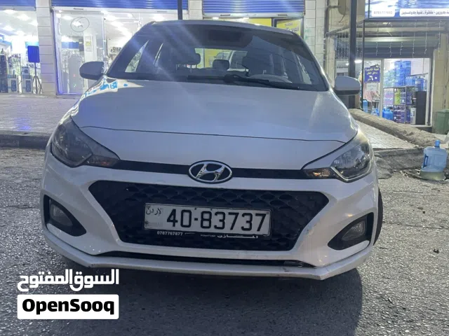2019 هيونداي i20 Standard