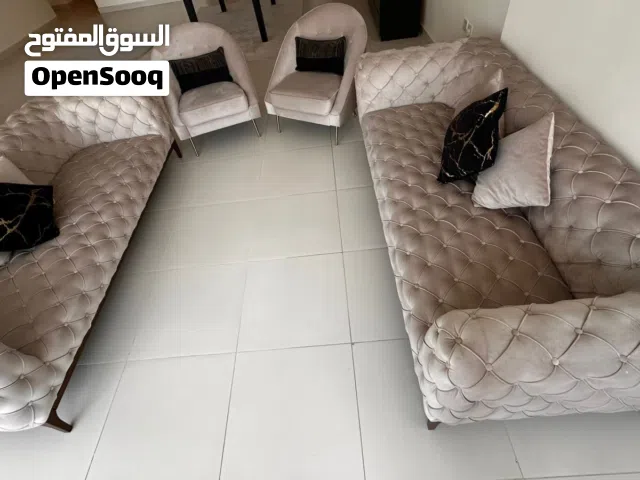 طقم كنب للبيع الشارقة