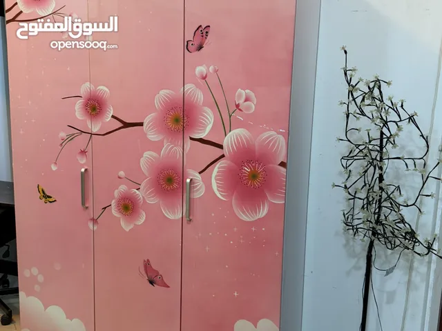 For sell wardrobe 3 door