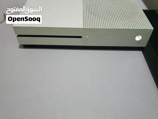اكس بوكس ون اس بحالة ممتازه XBOX ONE S