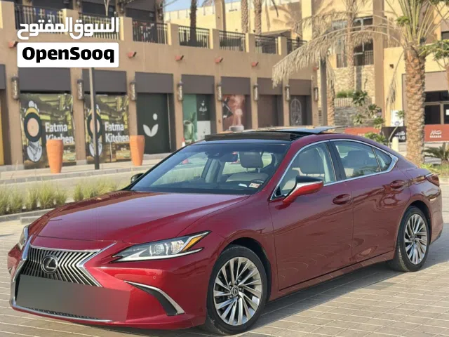 لكزز ES350 فل ابشن بنراما الاترا الاكشري قمه نضافه بدون حوادث او غرق وممشى قليل
