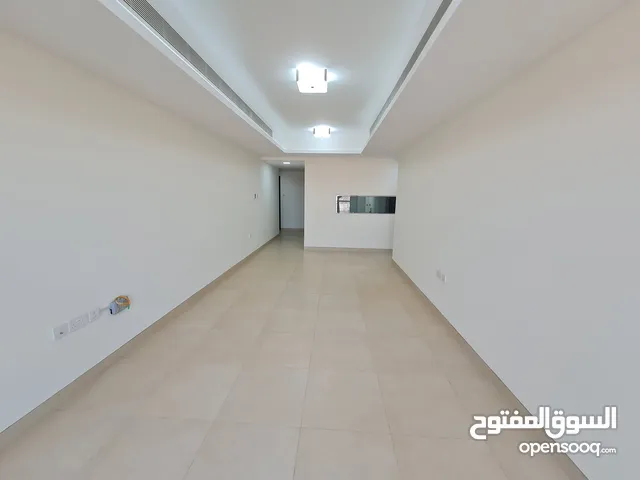 Seaview 3 Bedroom Apartment in Qurm