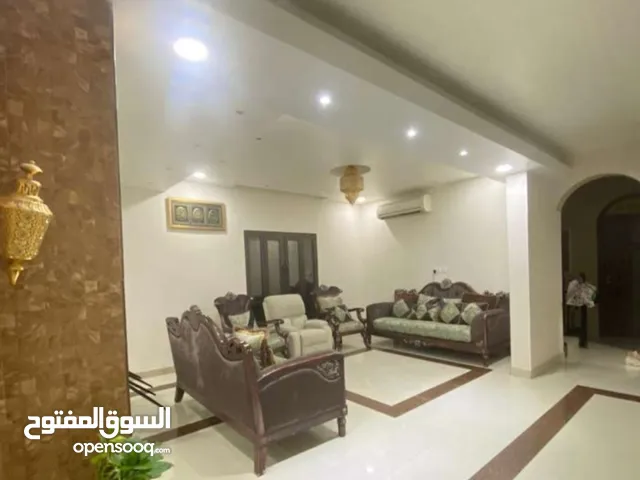510 m2 More than 6 bedrooms Villa for Sale in Muscat Al Khoud
