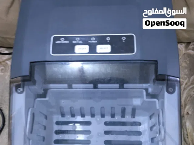 صانعه ثلج مكعبات