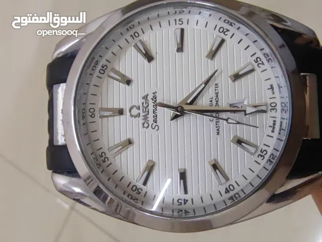 watch used ,very good,beautiful.