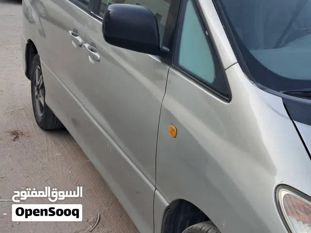 تويوتا بريفيا موديل 2002 التواصل واتساب فقط