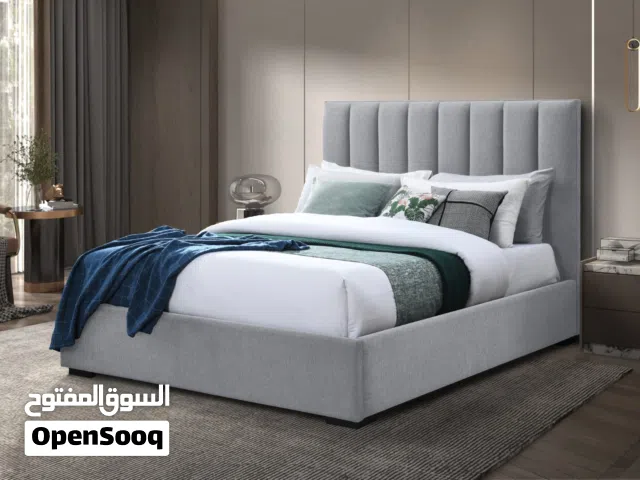 brand new king size bed with mattress good quality is available