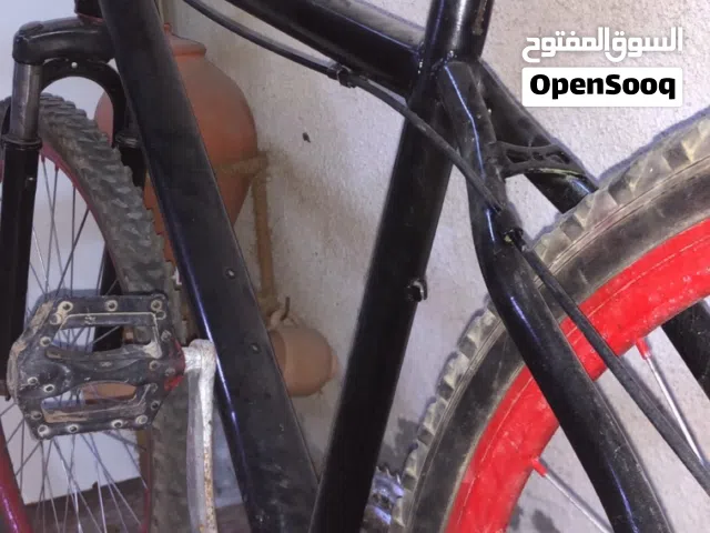 سيكل للبيع بيعه مستعجله  اي سعر عجبني شله