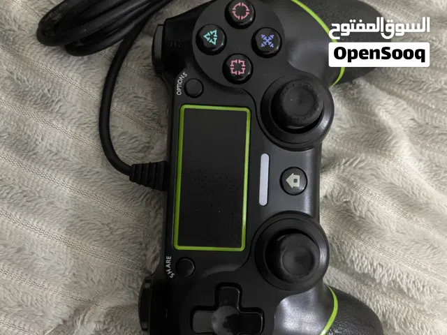 كنترول تشتغل على Pc وPs4 الكنترول بحالة الجديدة ما مستعملة مكاني النجف ماعندي توصيل
