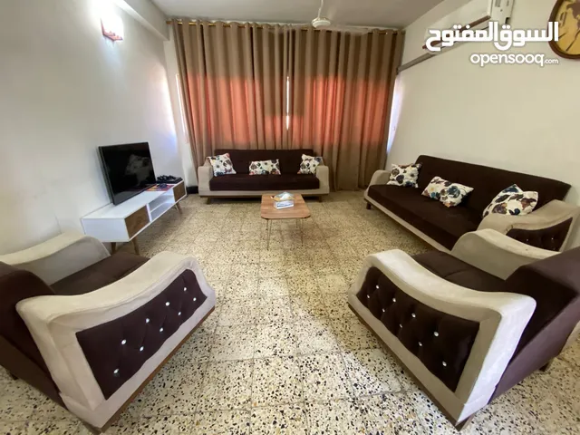 اثاث صالة كاملة للبيع / تخم قنفات