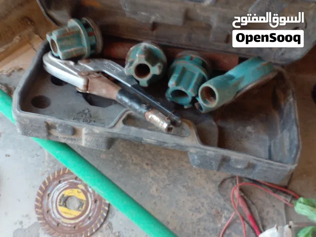 عده سباكه مع قاطعه
