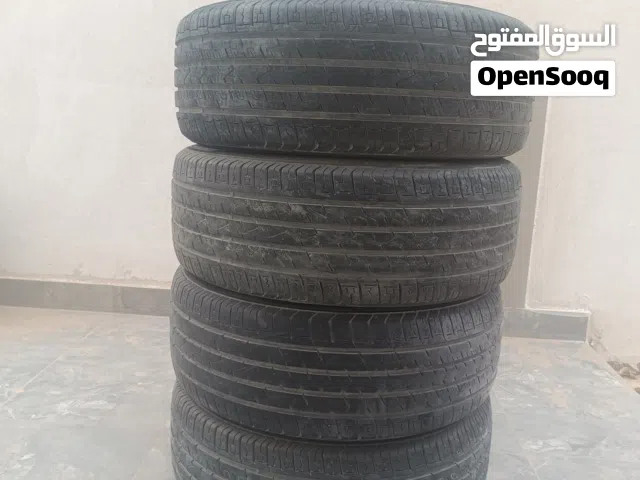 اطارات مستعمله حجم 235/55R18 الاربعه اطارات بسعر إطار جديد واللي يبي يشري قدره محفوظ  سعر /400 دينار