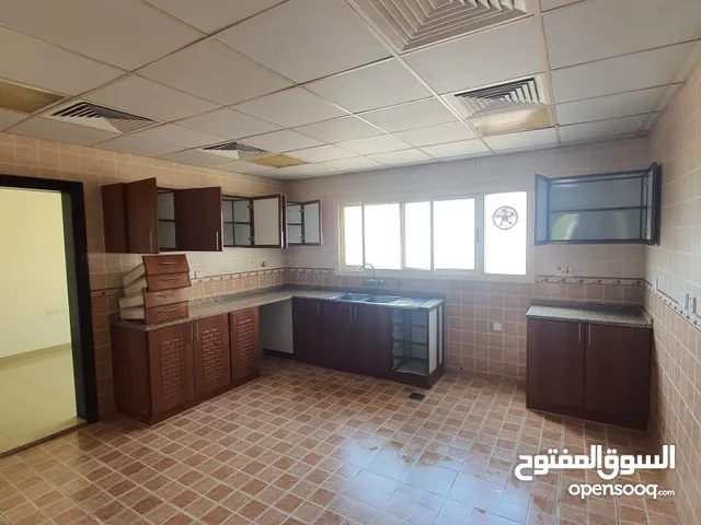 6 غرف ماست - مجلس - صاله للإيجار في ابوظبي مدينة خليفه