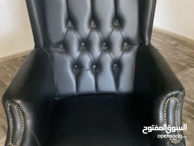كرسي مدير / مكتب سكرتيرة / الاسعار بالوصف