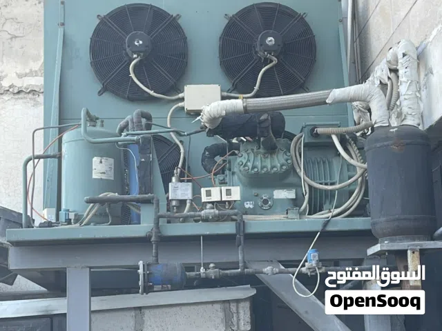 معدات مصنع تجميد غذائي متكامل  للبيع  جميع المعدات شغالة قابل للتفاوض بعد المعاينة