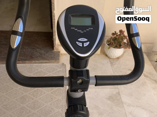 دراجة للعلاج الطبيعي وتقوية عضلات الأرجل