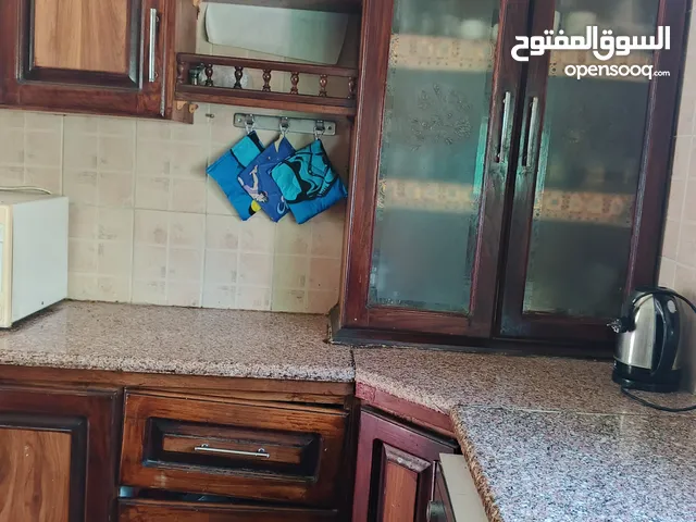 مطبخ بلوط مع الرخام للبيع بسعر مغري
