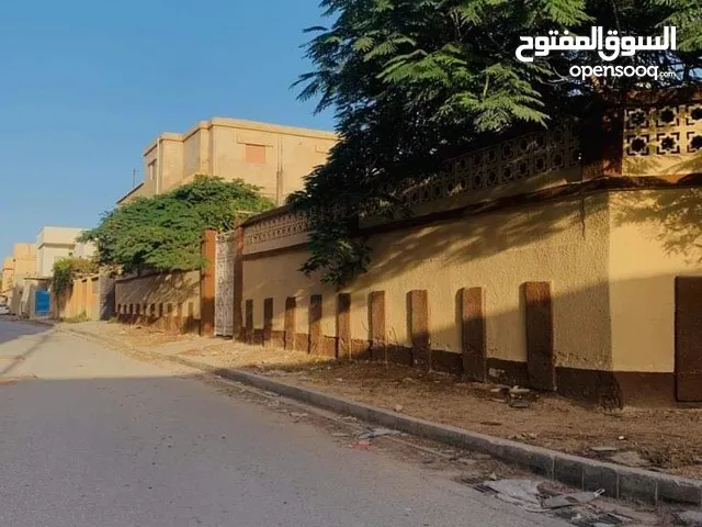 560 m2 4 Bedrooms Villa for Sale in Benghazi Al-Matar St.