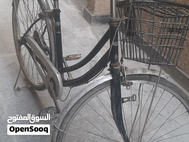 بايسكل سياحي للبيع حجم 26 موديل 2020 بايسكل شغال ونضيف يحتاج بعض التعديلات لان متروك سنتين تقريبا  .